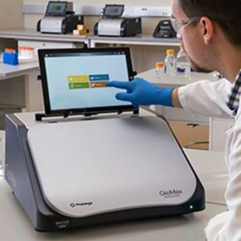 GloMax(R) Navigator with Dual Injectors